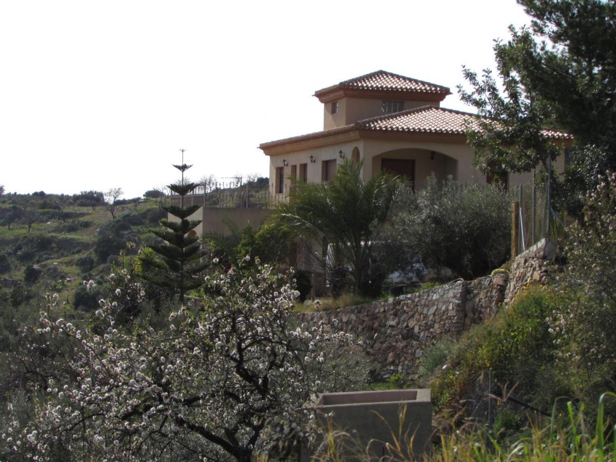 Вилла Albarico Retreat Бедар Экстерьер фото
